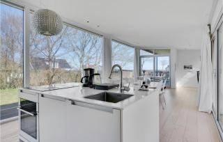 Three-Bedroom Holiday Home In Dronningmolle - 5