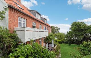 2 Bedroom Cozy Apartment In Svaneke - Svaneke - 1