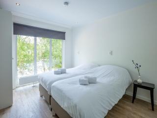 Group House in Overijssel with Private Beach - De Bult - 9