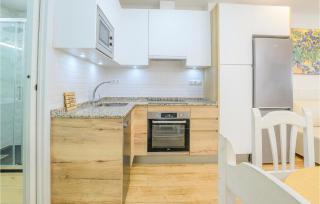 2 Bedroom Lovely Home In Málaga - Málaga - 4