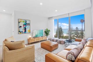 Luxury Ocean View Burleigh Apartment - 9