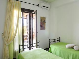 Stunning seafront apartment in Kea - Korissia - 3