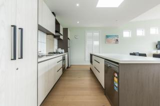 Newly built with WiFi & Healthclub, pool & gym access - Inverloch - 6