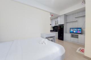 Homey and Restful Studio Apartment B Residence By Travelio - Tangerang - 8