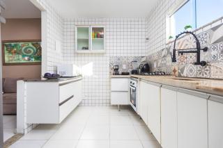 Refúgio Tropical Casa de Praia com Piscina e 4 Suítes e garagem 3 carros, 800 mtrs da praia internet 700 mbps, condomínio privado com pista de skate , quadra de futevôlei , campos e quadras de futebol! - 7