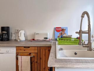 Gîte spacieux avec jardin clos, cheminée et adapté PMR - FR-1-583-324 - Anchenoncourt-et-Chazel - 3