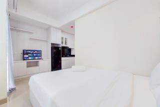 Serene and Homey Studio Apartment B Residence By Travelio - Tangerang - 7