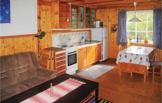 2 Bedroom Awesome Home In Munka-Ljungby - Munka-Ljungby - 2