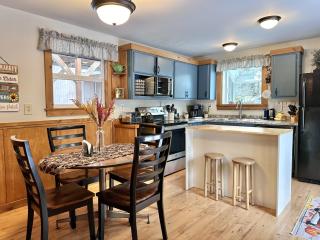 Trobele Cabin near Fish Lake by NW Comfy Cabins - 6