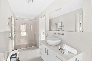 Exeter House Estate Vineyard Residence - 2