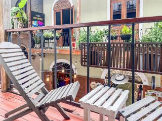 Balcony Life in The Heart of Casco Viejo - Panama-Stad - 8