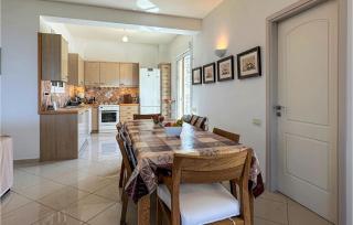 Beautiful Home In Perdika With Wifi - Perdhika - 6