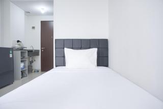 Cozy Living Studio Transpark Cibubur near Shopping Center Apartment By Travelio - Depok - 5