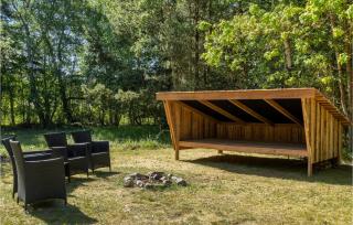 Gorgeous Home In Højby With Wifi - Højby - 3