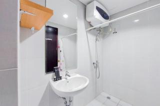 Comfy and Nice Studio Casa De Parco Apartment By Travelio - Tangerang - 7
