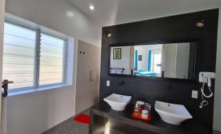 ArtVilla Camiguin - Luxus Homestay mit Infinity Pool und Sunset View - Mambajao - 1