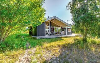 Three-Bedroom Holiday Home In Sjallands Odde - 1