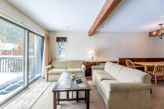 4BR Private Townhouse at Smugglers' Notch Resort condo - 8
