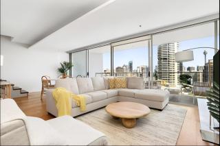 Stylish Double Storey Apt plus Harbour Bridge Views! - Sydney - 9