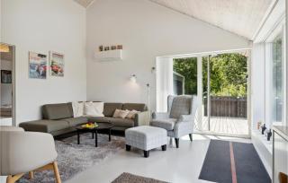 Beautiful Home In Højby - Højby - 7