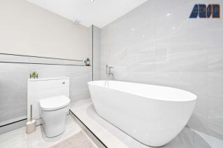Airdrie 2 bed Near Hospital - Airdrie - 5