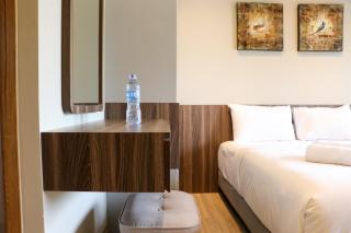 Simply Look Studio Room Gateway Park LRT City Bekasi Apartment By Travelio - Bekasi - 5
