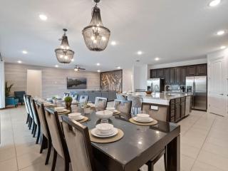 Last Minute Disney Getaway! Private Pool, Hot Tub & Games Room. Book Now! #97175 - Orlando - 2