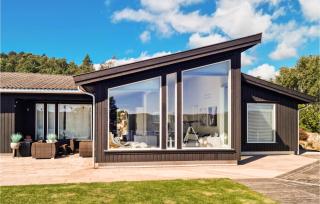 Beautiful Home In Lyngdal With Kitchen - Lyngdal - 8