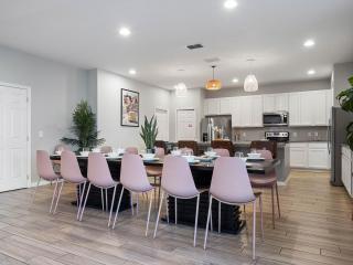 Last Minute Disney Getaway! Private Pool, Hot Tub & Games Room. Book Now! #97177 - Davenport - 4
