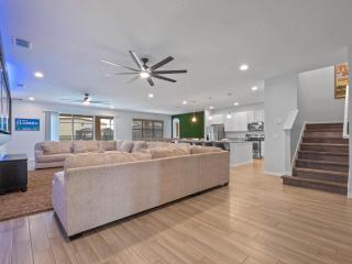 Last Minute Disney Getaway! Private Pool, Hot Tub & Games Room. Book Now! #97171 - Davenport - 2