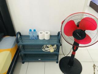House For Low Budget Travelers - Singaraja - 6