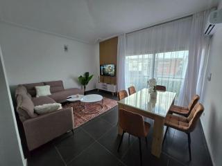 Appartement Moderne 2 Chambres, Quartier Prisé - 1