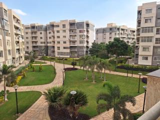 Luxury apartment 2 bedroom families only - 5