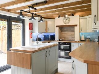 Well Cottage - Itchingfield - 3