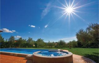 Gorgeous Home In Sezana With Sauna - Sežana - 1