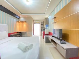 Spacious Studio Furnished Apartment at Gateway Ahmad Yani Cicadas Bandung By Travelio - Bandung - 7