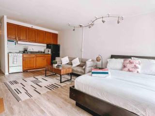 Studio in Waikiki with Free Parking - Honolulu - 0