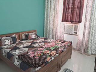 Radha Swami Home Stay at Ayodhya - Ayodhya - 1