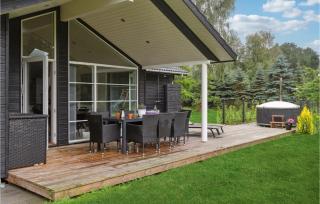 Pet Friendly Home In Rødby With Kitchen - Rødby - 9