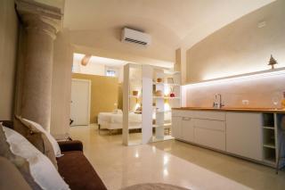 Alle Colonne Luxury Apartments - 8