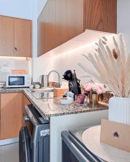 Luxurious apartment in Downtown, Dubai - Dubai - 8