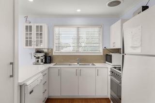 Wooli Waves by Ready Set Stay - BYO LINEN & TOWELS - Cape Woolamai - 8