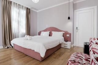 Boutique Hotel Whisky - Tirana - 6