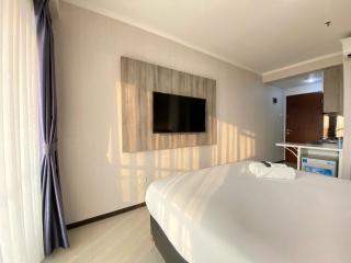 Comfy Studio at Gateway Pasteur Apartment By Travelio - Bandung - 6
