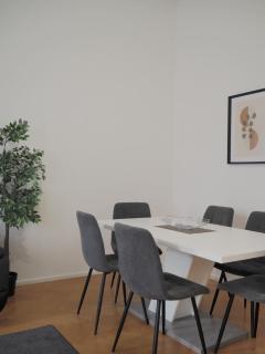 Home Sweet Home - Leopold - 8