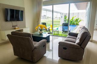 Villa Serta - 3 Bedrooms New Villas - Kerobokan - 3