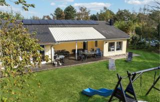 4 Bedroom Cozy Home In Rødby - Kramnitse - 2