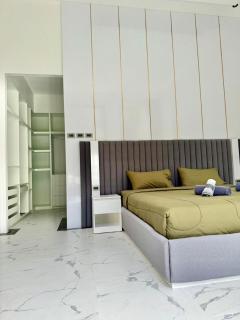 Villa Menara Bang Tao - 2