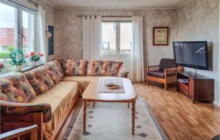 2 Bedroom Lovely Apartment In Kungshamn - Kungshamn - 8