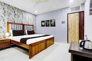 Super Townhouse VIP Hills Hitech City - 0